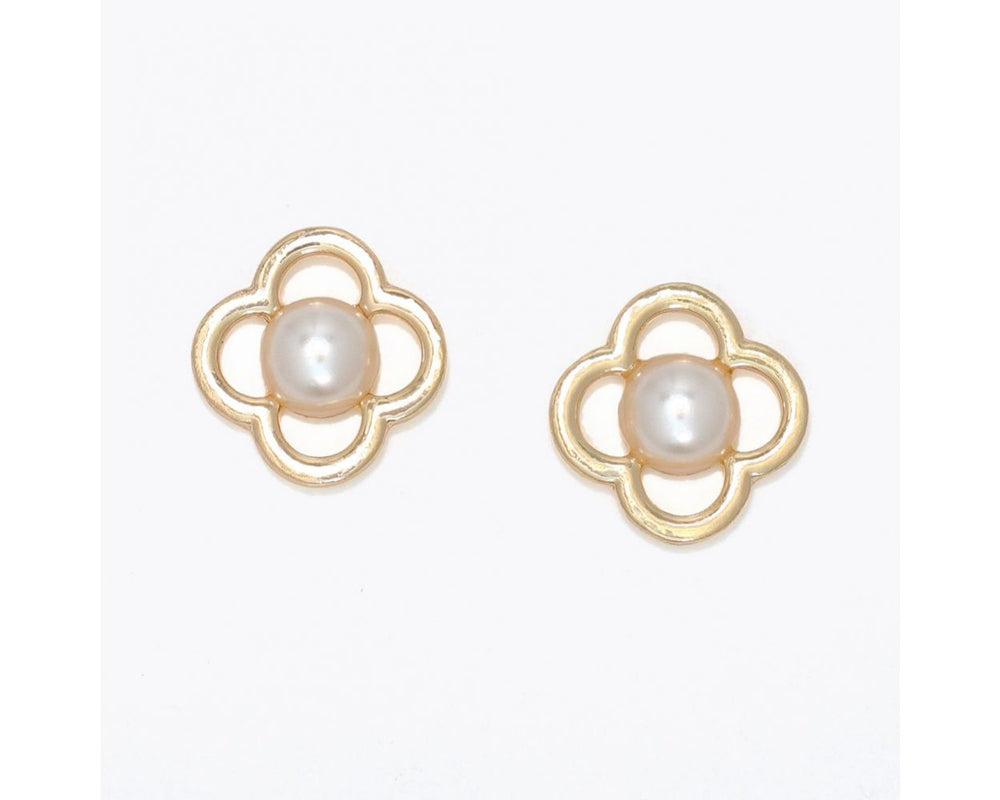 Pearl Clover Earrings