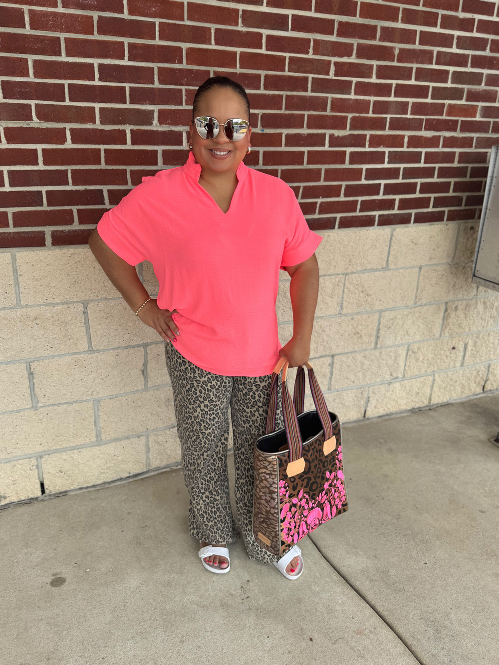 Frilled V-Neck Short Sleeve Dolman Top