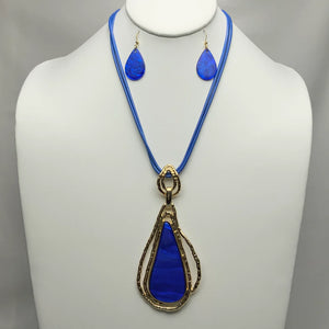 Lucite Teardrop Earrings & Necklace Set