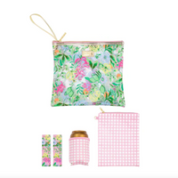 Lilly Pulitzer Beach Day Pouch in Via Amore Spritzer