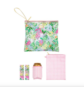Lilly Pulitzer Beach Day Pouch in Via Amore Spritzer