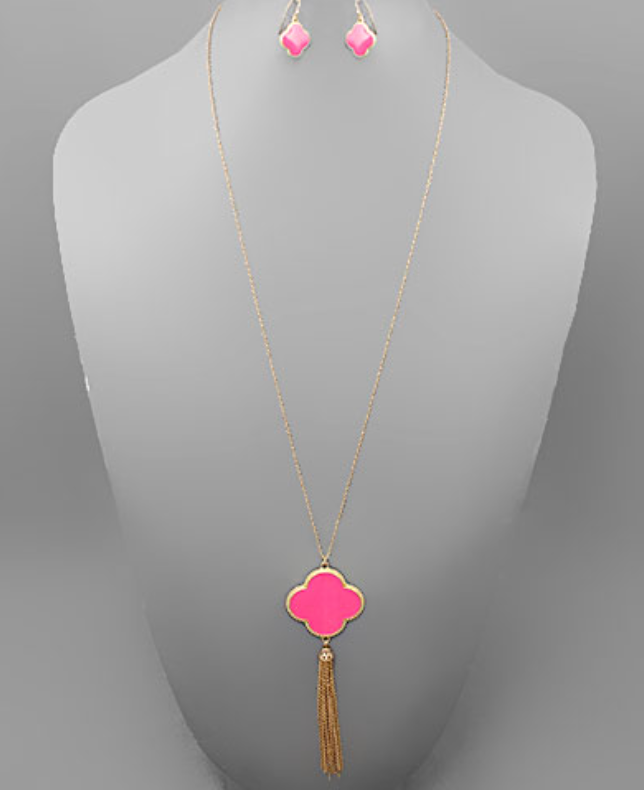 Clover Tassel Earrings & Necklace Set